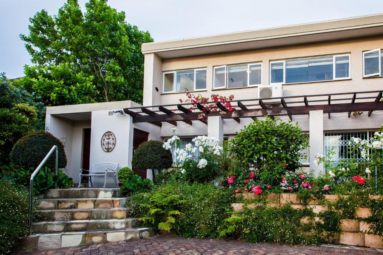 Majorca House Bed & Breakfast Somerset West Exterior photo